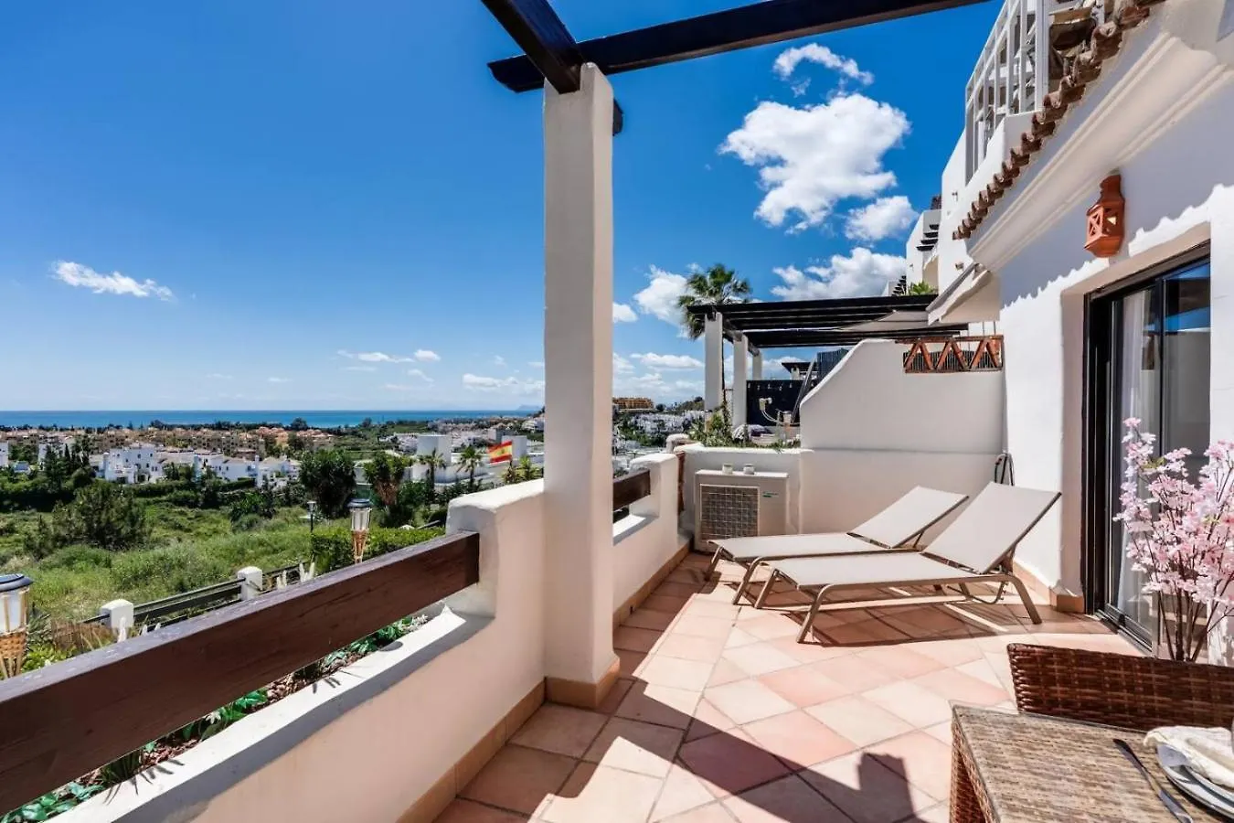 Apartamento 2Br Sunset Golf With Sea View And Private Terrace Estepona 0*,  España
